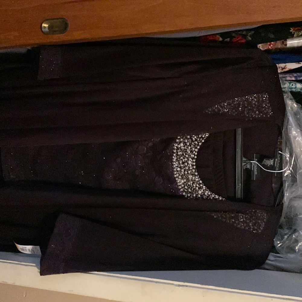 Pants suit